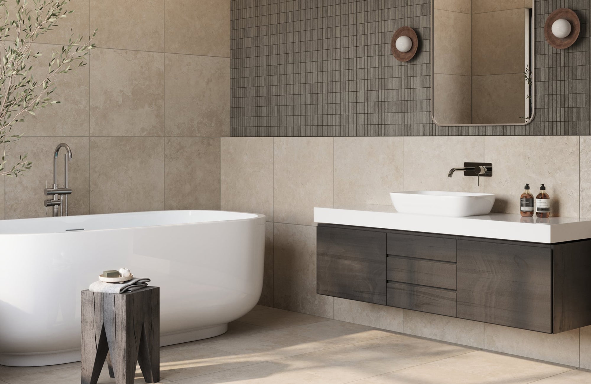 A contemporary bath space with contrasting backsplash heights illustrating tailored solutions for style and use.