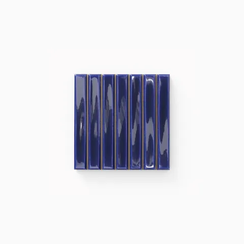 Celia 4.6 x 4.6 Glossy in Indigo Sample