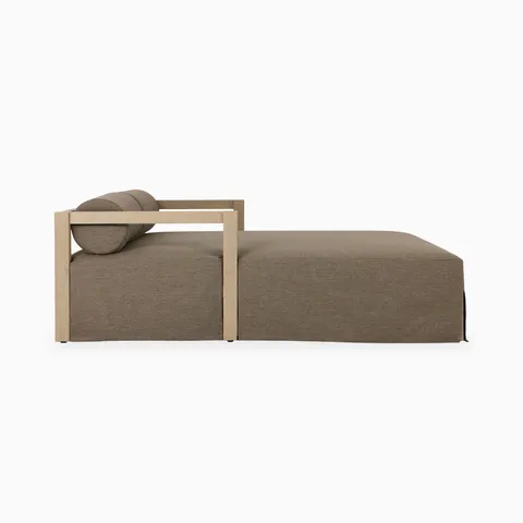 Riverton Outdoor Daybed in Alessi Fawn