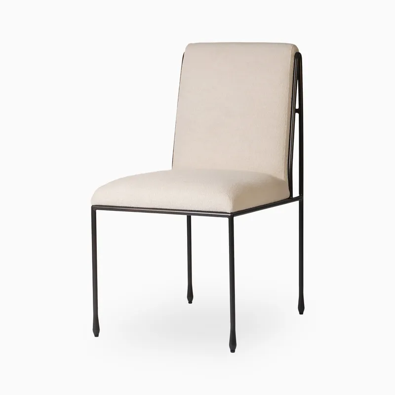 em_151309_marshall_chair_cr_wa_sn_0001.jpg