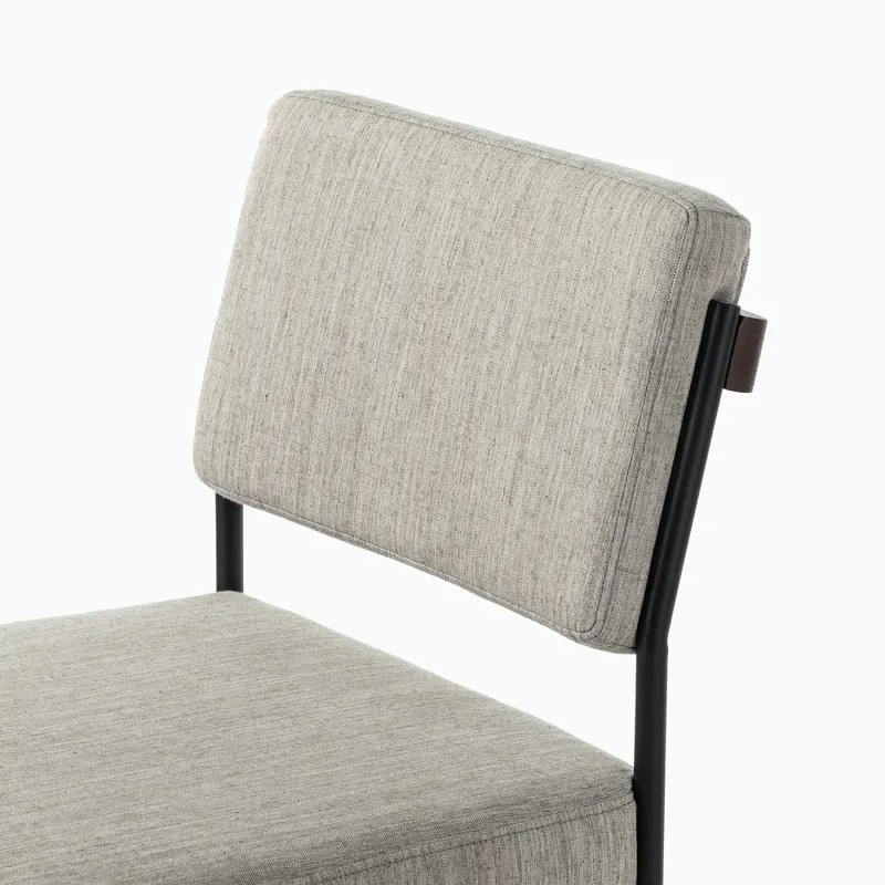 em_151334_saluda_chair_sa_fl_0003.jpg