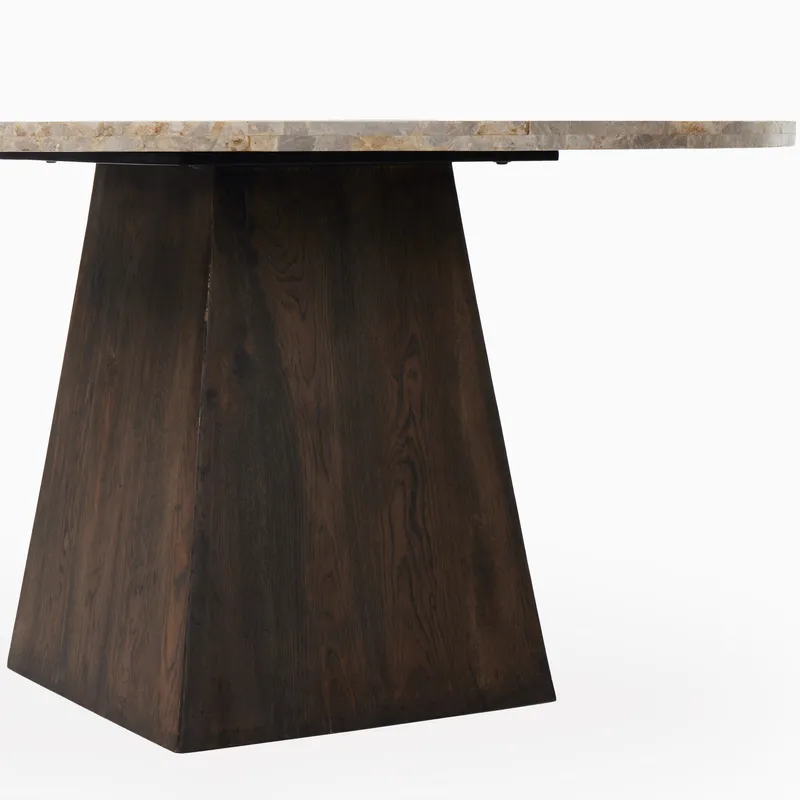 em_151343_ashby_round_table_55_0002.jpg