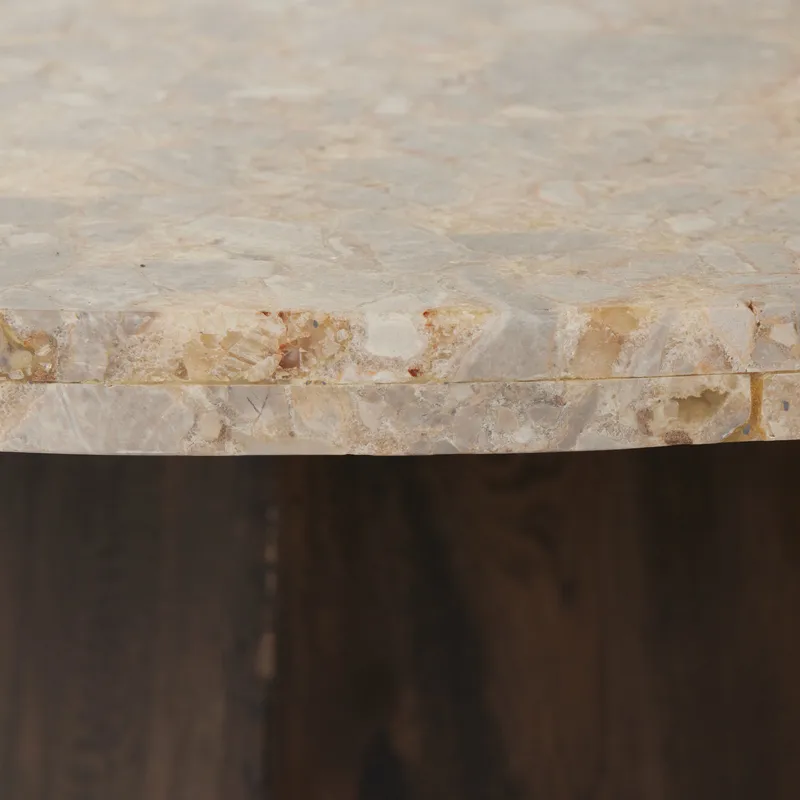 em_151343_ashby_round_table_55_0005.jpg