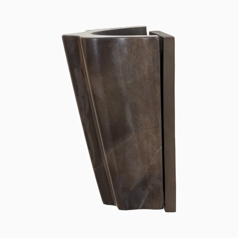 em_151348_boswell_sconce_br_ma_0002.jpg