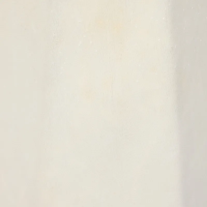 em_151361_madeleine_ch_0004.jpg