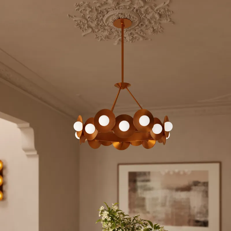 em_inst_160.569.0033_Chandelier_gold_le_0000.jpg