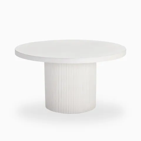 Arlune Outdoor Dining Table in White, 55"