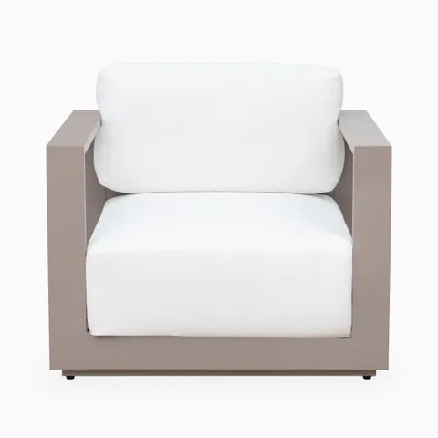 Noa Outdoor Lounge Chair in White