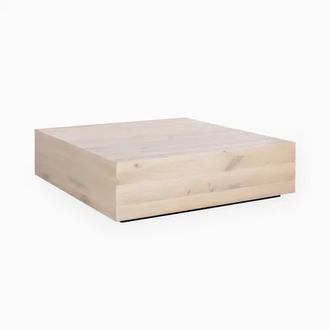 Valcrest Coffee Table in Brown