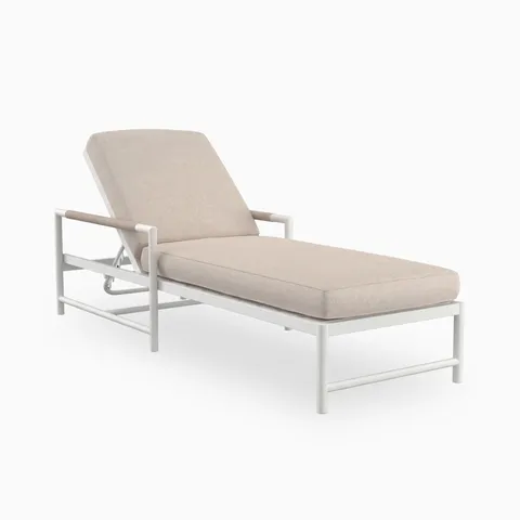 Alba Chaise