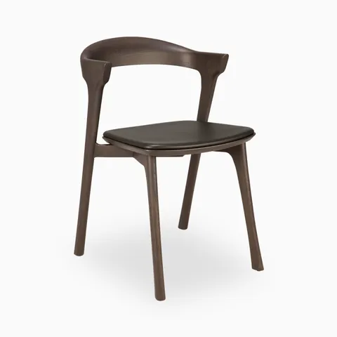 Linden Dining Chair in Varnished Oak Brown / Brown Leather