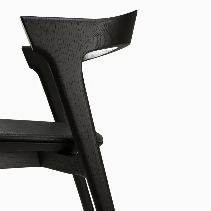 em_290062_linden_chair_va_oa_bl_bl_le_0003.jpg