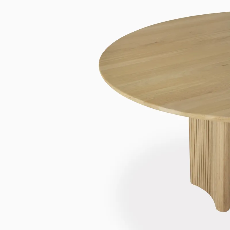 em_290100_maeve_table_oa_59_0003.jpg
