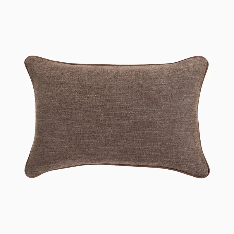 em_290191_ruth_16x24_pillow_co_in_la_ca_0000.jpg