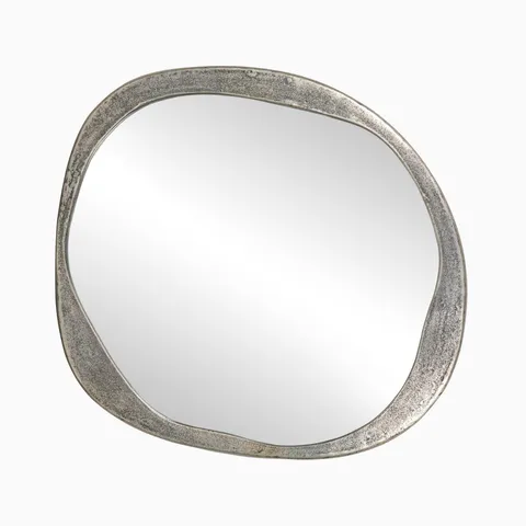 Renata Mirror