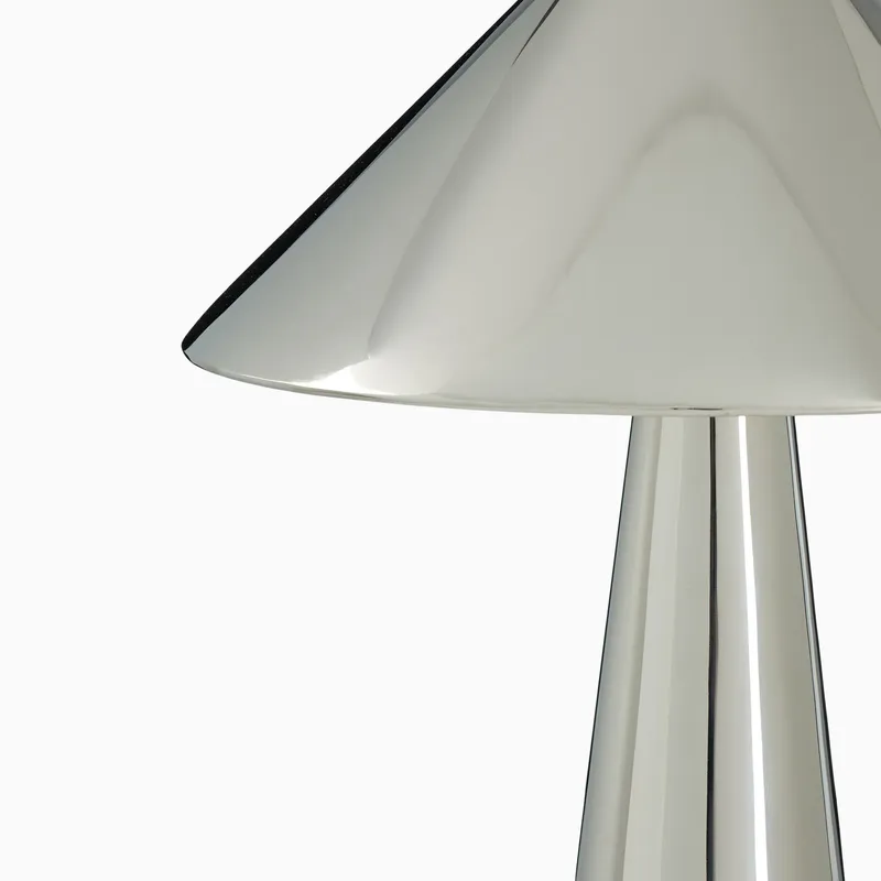 em_290222_gianna_table_lamp_0002.jpg