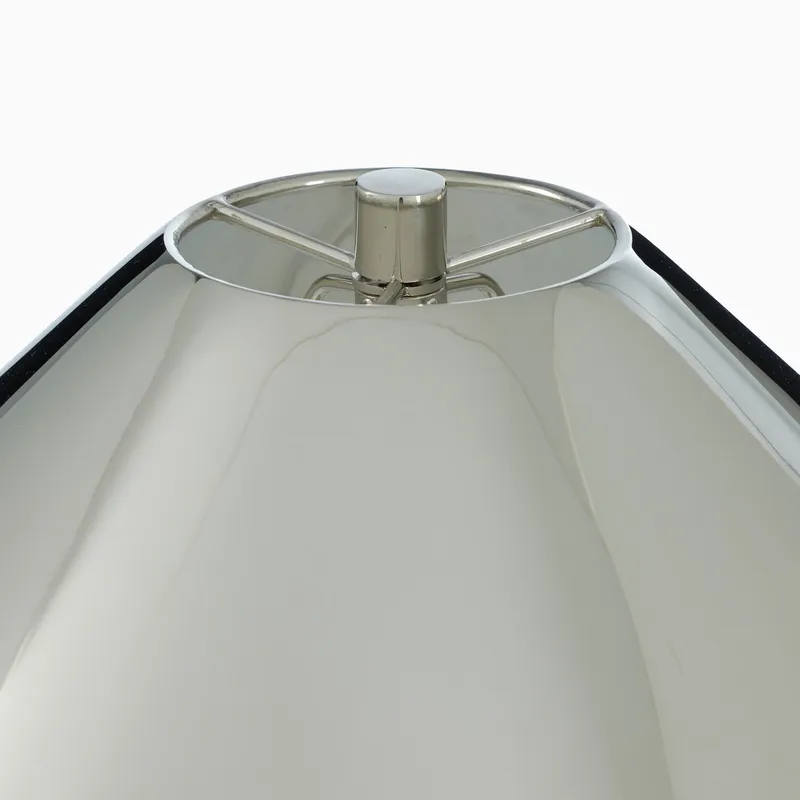 em_290222_gianna_table_lamp_0004.jpg
