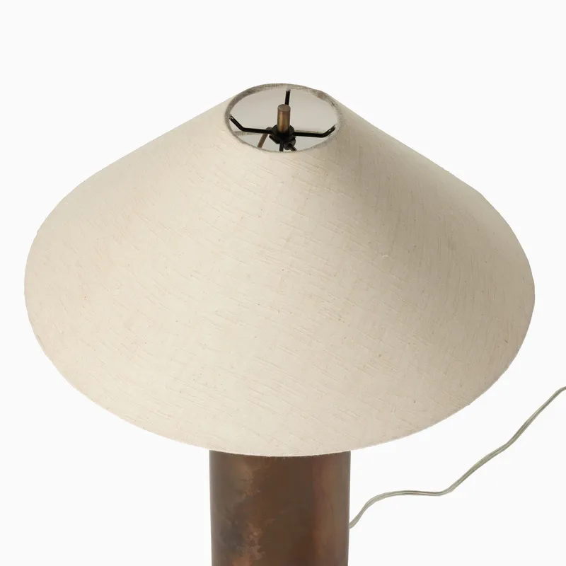em_290223_everly_table_lamp_0004.jpg