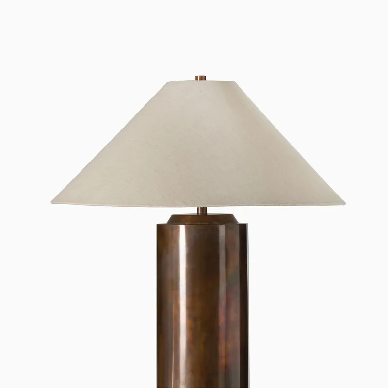em_290224_everly_floor_lamp_0002.jpg