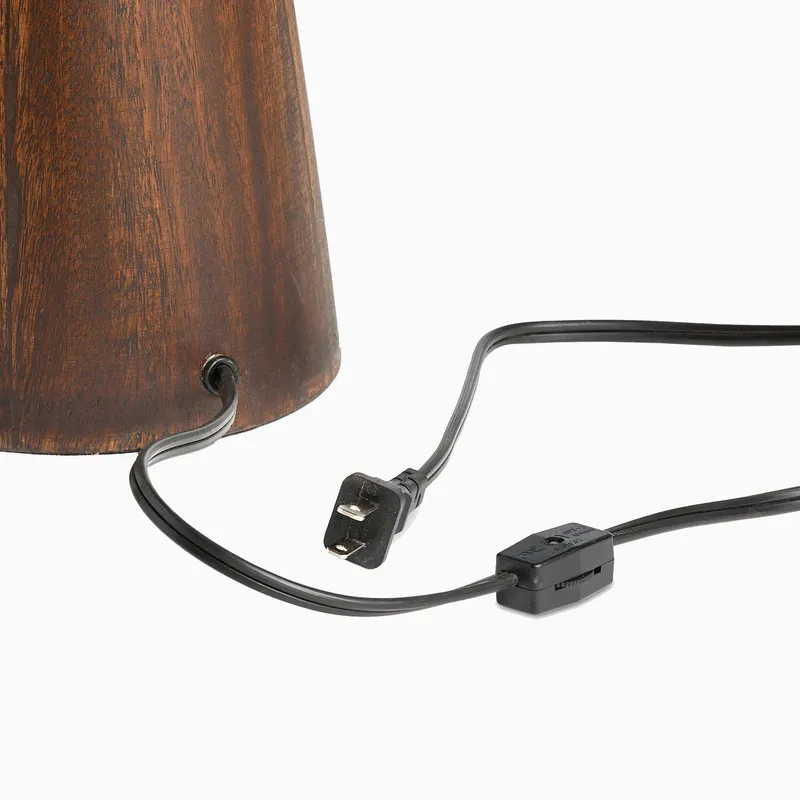 em_290225_nova_table_lamp_0004.jpg