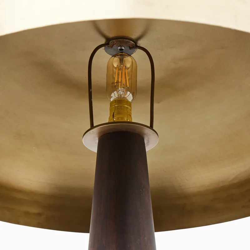 em_290226_nova_floor_lamp_0003.jpg