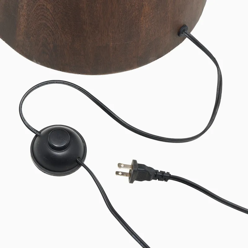 em_290226_nova_floor_lamp_0004.jpg